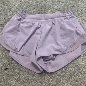2.5 inch lululemon shorts size 6